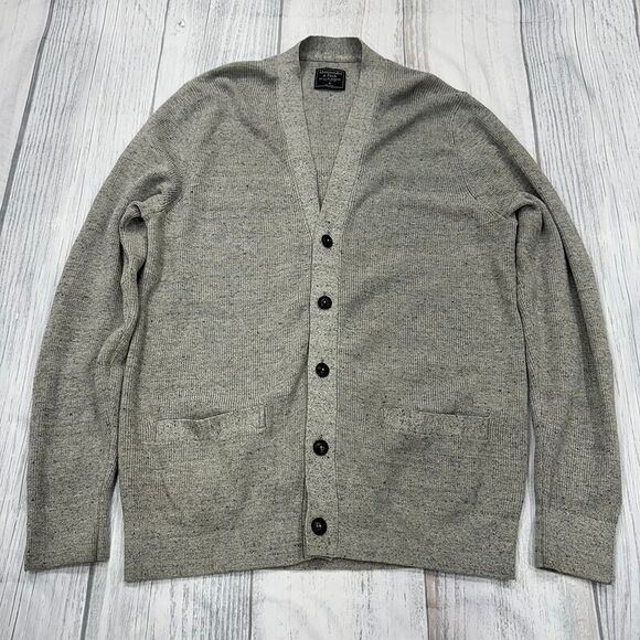 NWOT Abercrombie & Fitch Cardigan Sweater‎ Medium Gray Mens Casual Grandpa - Picture 1 of 9